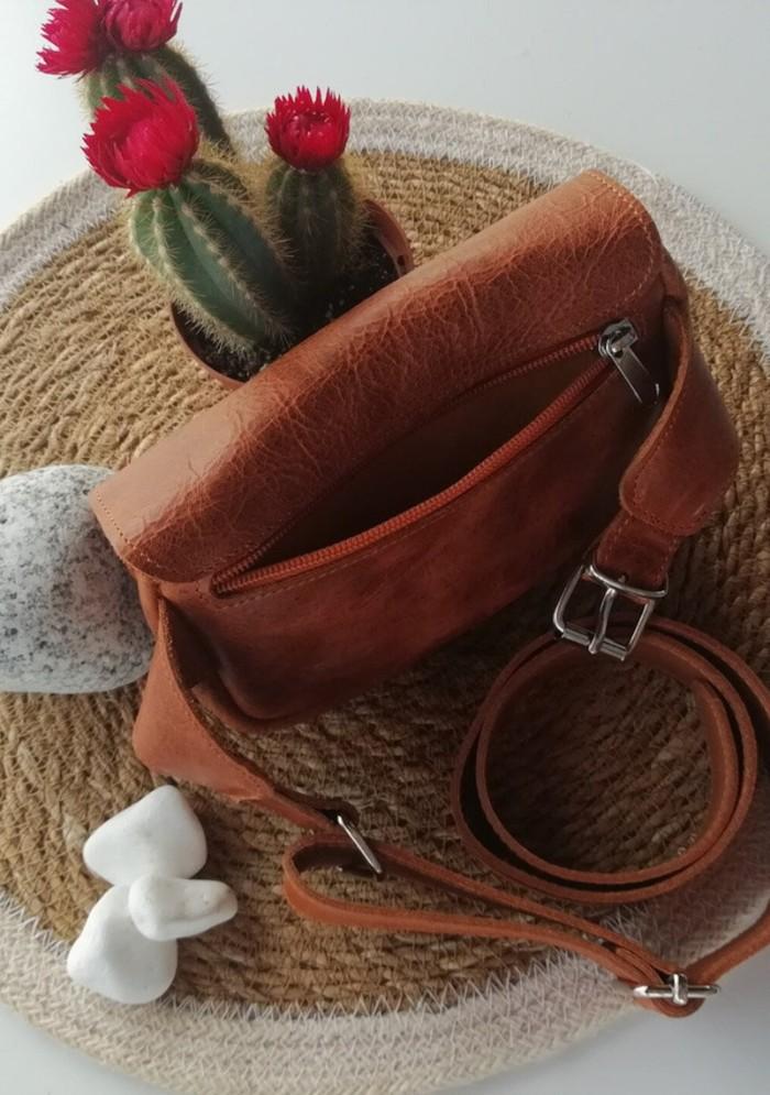 Dravon Sling Leather Belt Bag