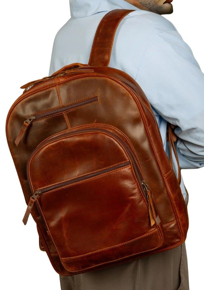 The Vintaro Luxe Explorer Backpack