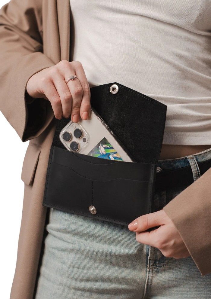 Snap-Closure Leather Belt Pouch